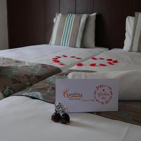 Sunstone Boutique Guest House Buġibba Ngoại thất bức ảnh