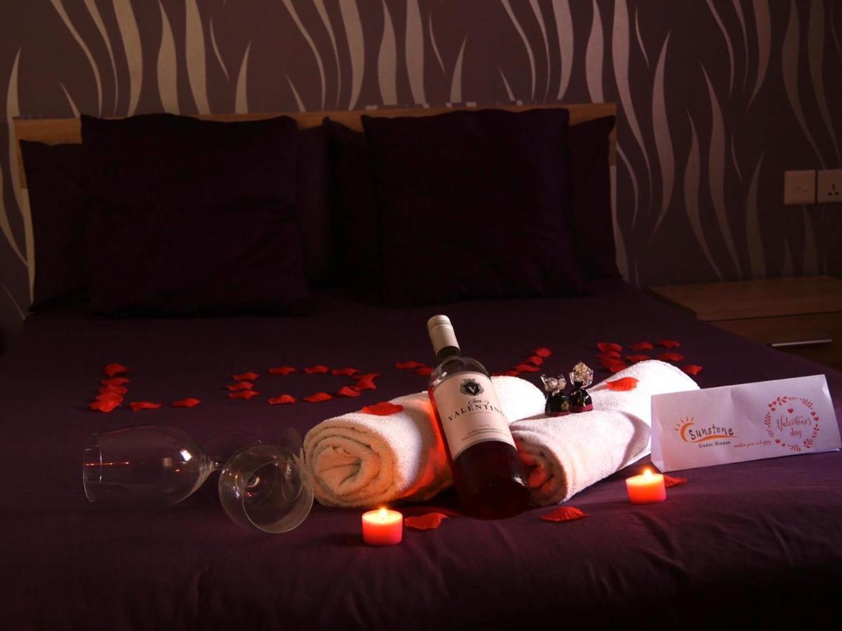 Sunstone Boutique Guest House Buġibba Ngoại thất bức ảnh